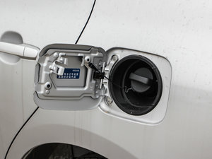 20131.6L GL-i Ԅ촰 ^