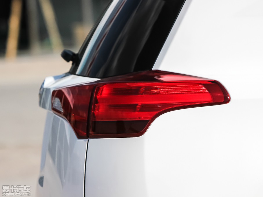 2013RAV4s 2.0L S-CVTLа