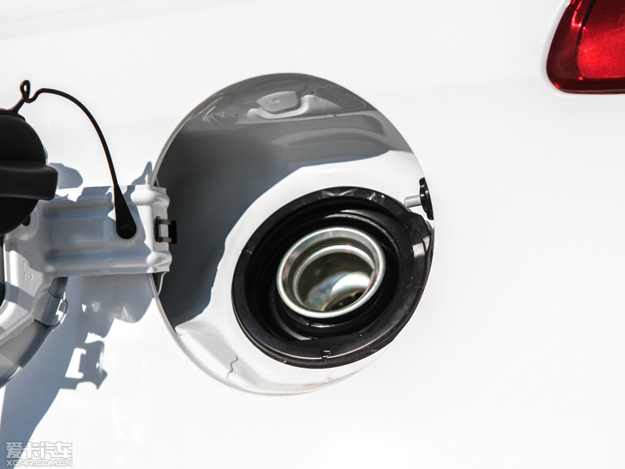 2013RAV4s 2.0L S-CVTLа