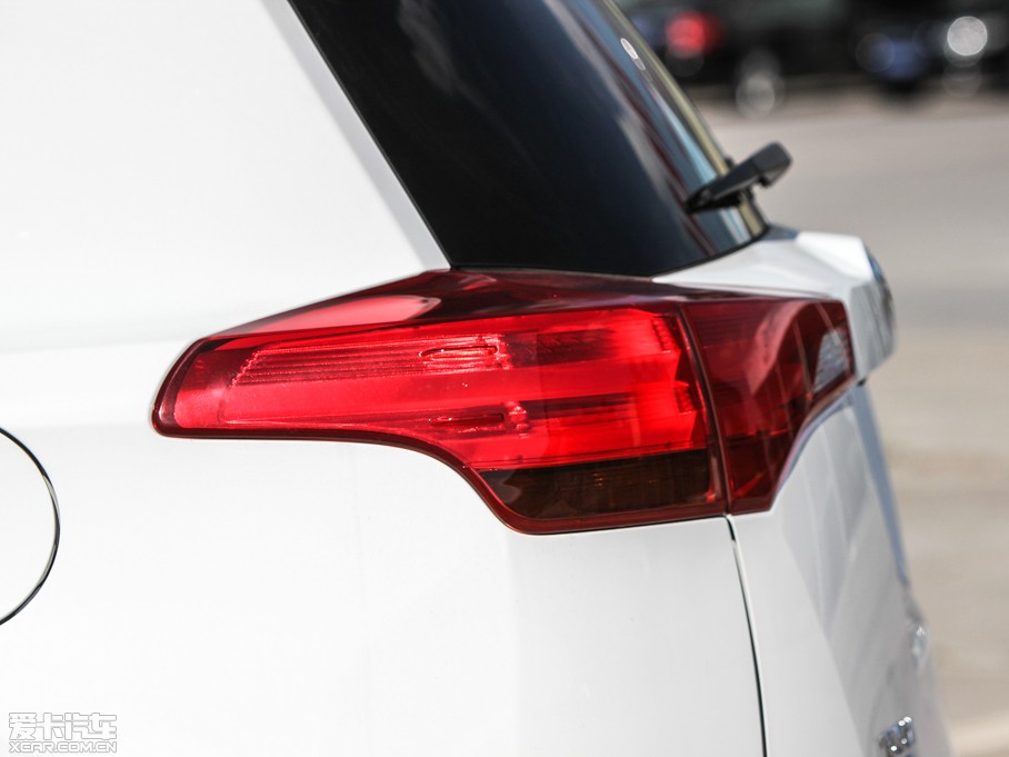 2013RAV4s 2.0L S-CVTL(fng)а