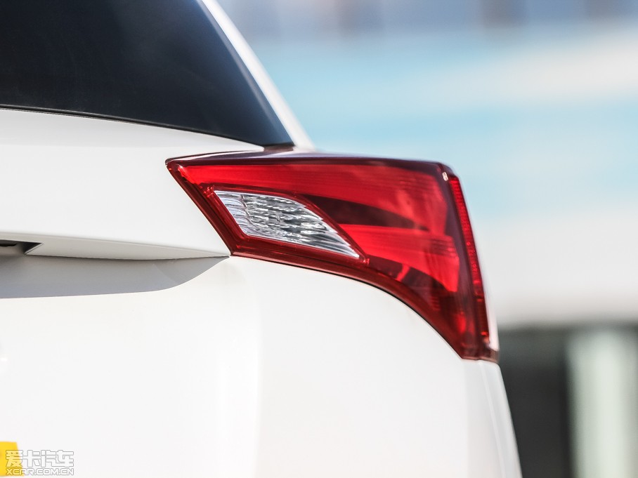 2013RAV4s 2.0L S-CVTL(fng)а