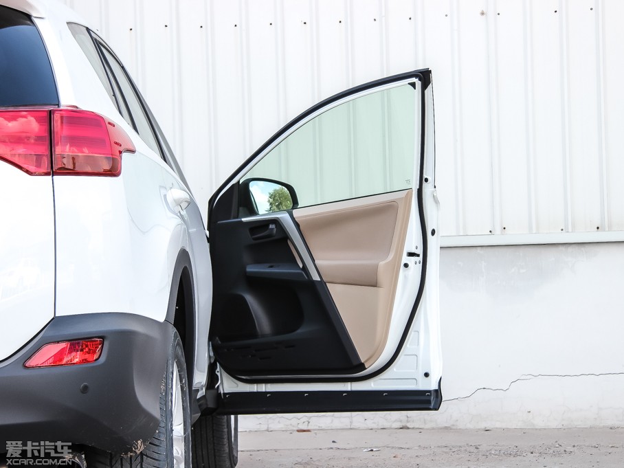 2013RAV4s 2.0L S-CVTLа