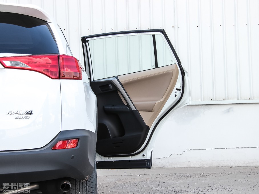 2013RAV4s 2.0L S-CVTLа