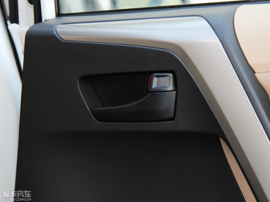 2013RAV4s 2.0L S-CVTLа