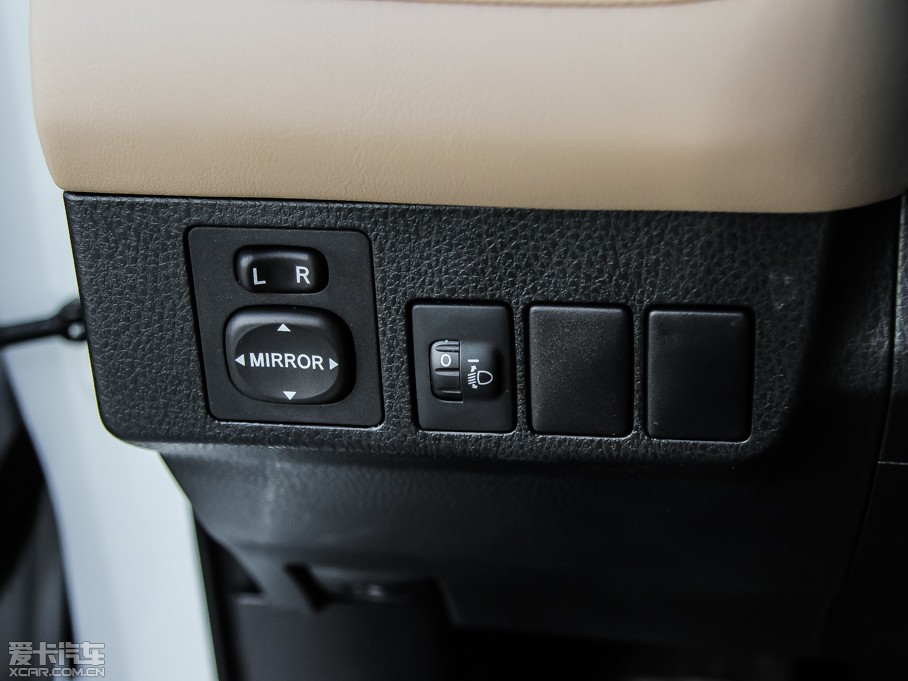 2013RAV4s 2.0L S-CVTL(fng)а