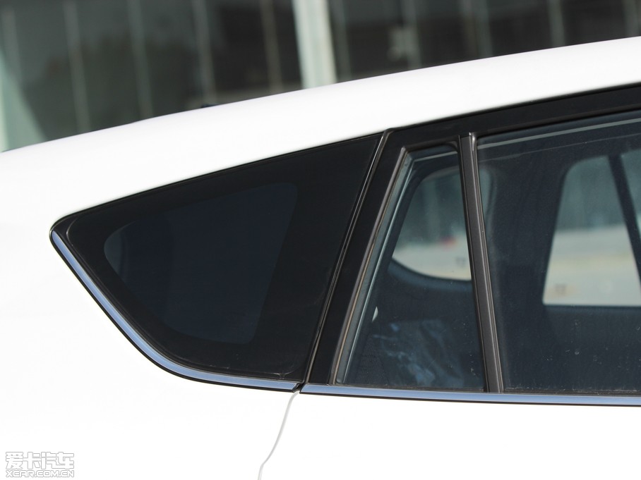 2013RAV4s 2.0L S-CVTа