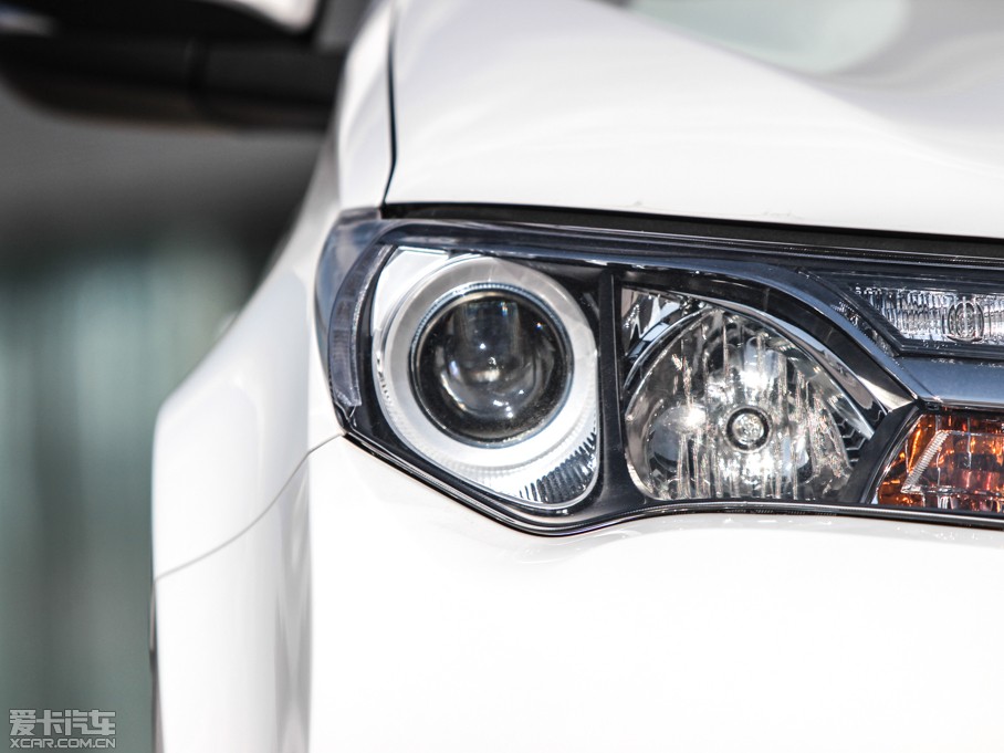 2013RAV4s 2.0L S-CVTа