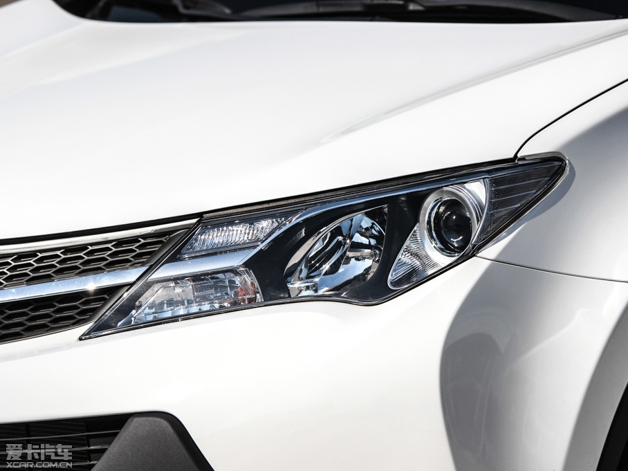 2013RAV4s 2.0L S-CVTа