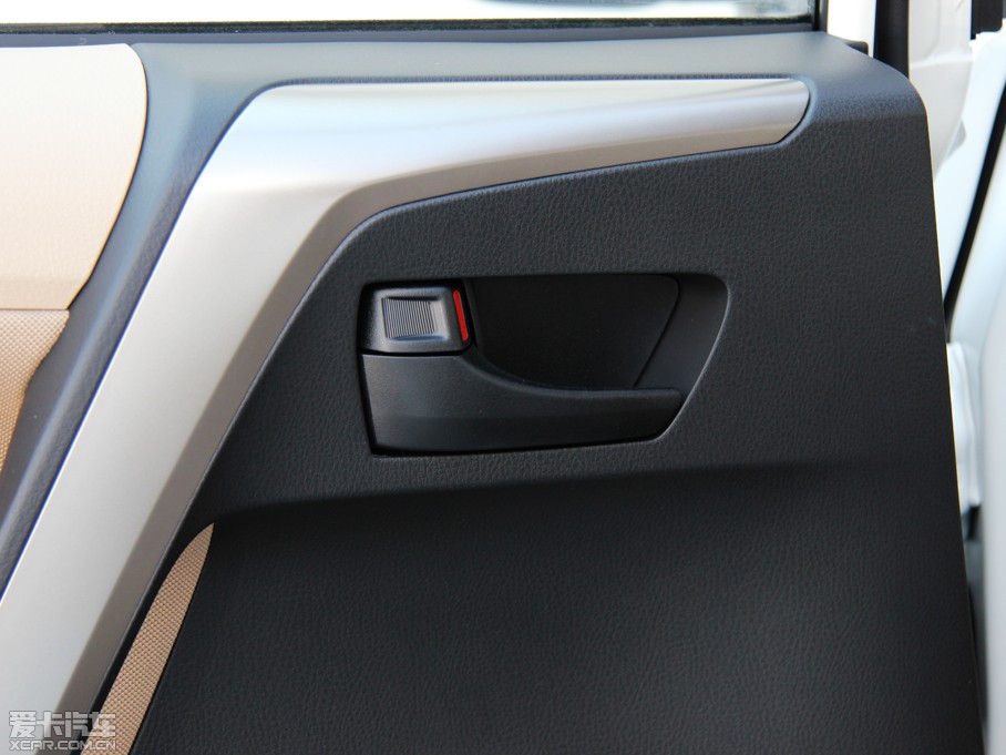 2013RAV4s 2.0L S-CVTа