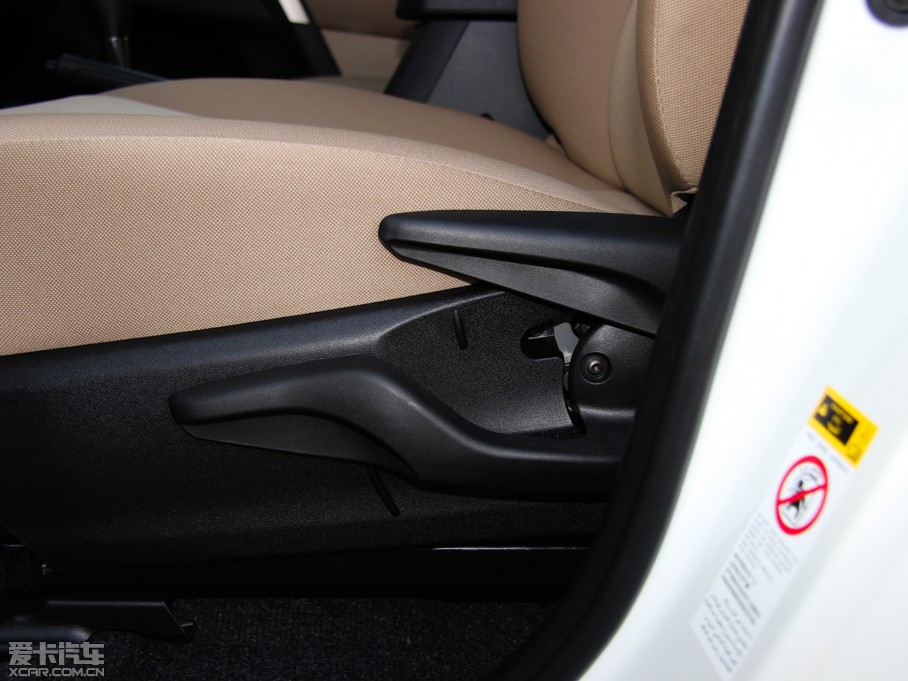 2013RAV4s 2.0L S-CVTа