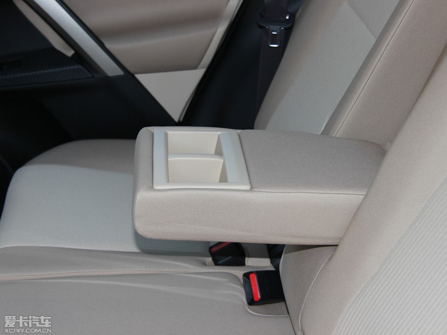 2013RAV4s 2.0L S-CVTа