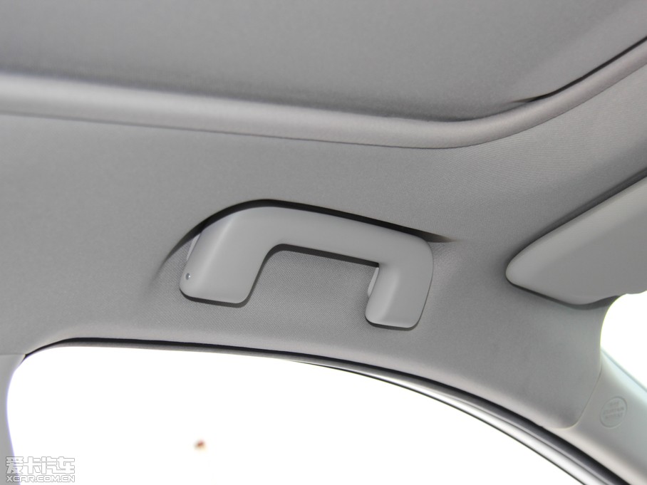 2013RAV4s 2.0L S-CVTа