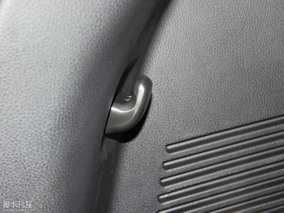 2013RAV4s 2.0L S-CVTа