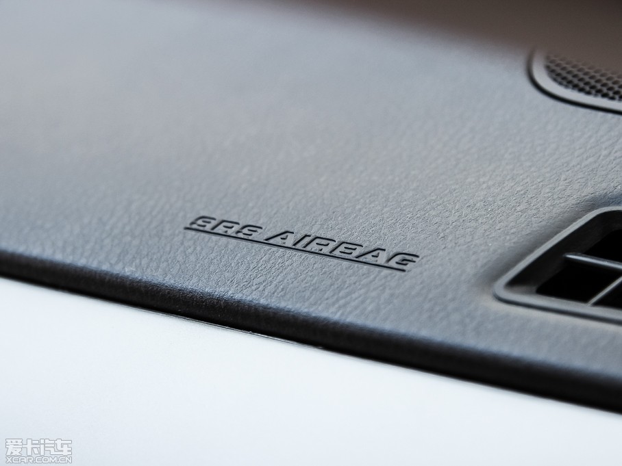 2013RAV4s 2.0L S-CVTа