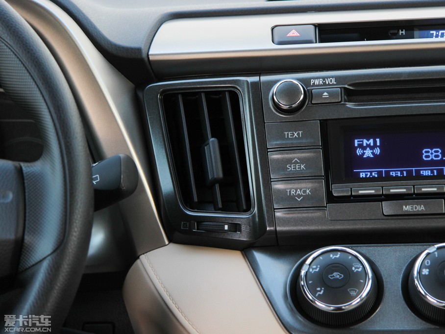 2013RAV4s 2.0L S-CVTа