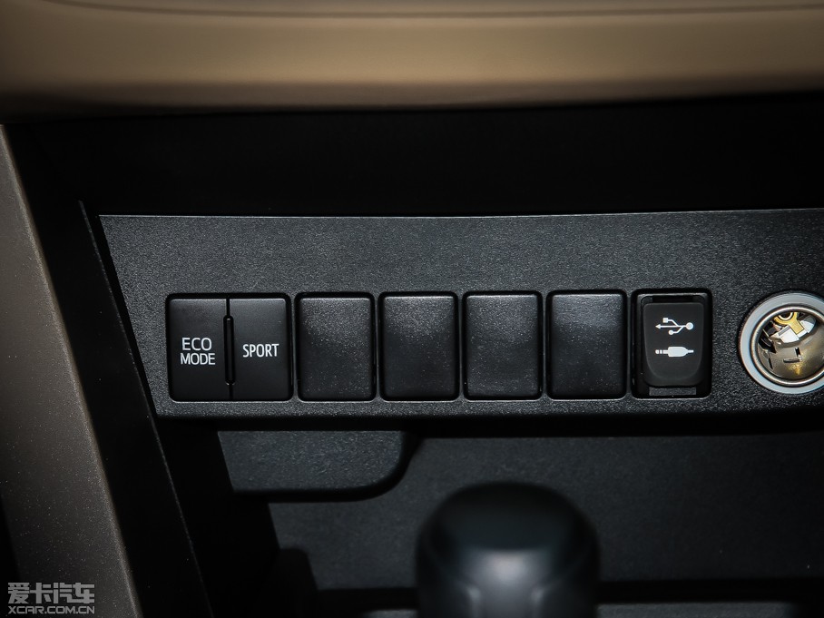 2013RAV4s 2.0L S-CVTа