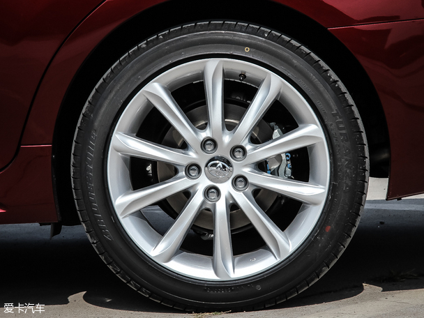 一汽豐田2013款銳志