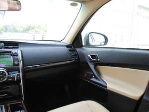 2013款2.5V 尊锐导航版 中控区
