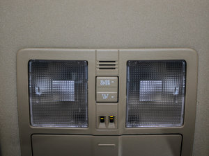 2013款2.5V 尚锐版 空间座椅