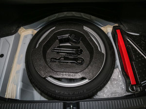 2013款2.5V 尚锐版 其它