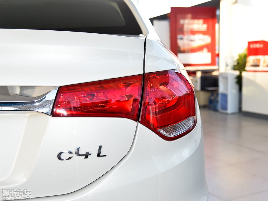 2014ѩFC4L  1.8L քӄ