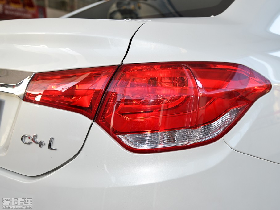 2014ѩFC4L  1.8L քӄ