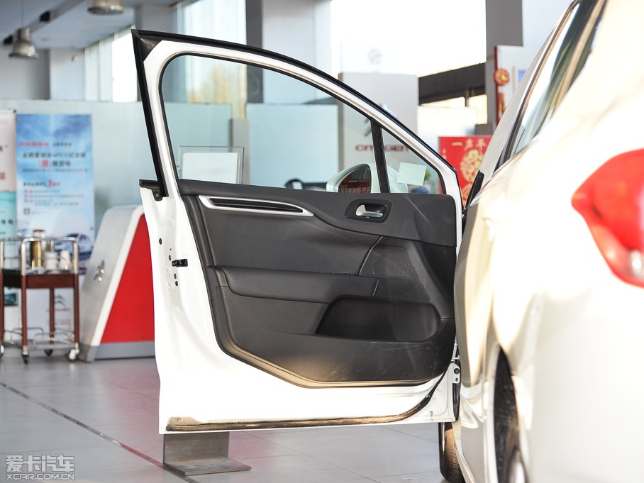 2014ѩFC4L (q) 1.8L քӄ