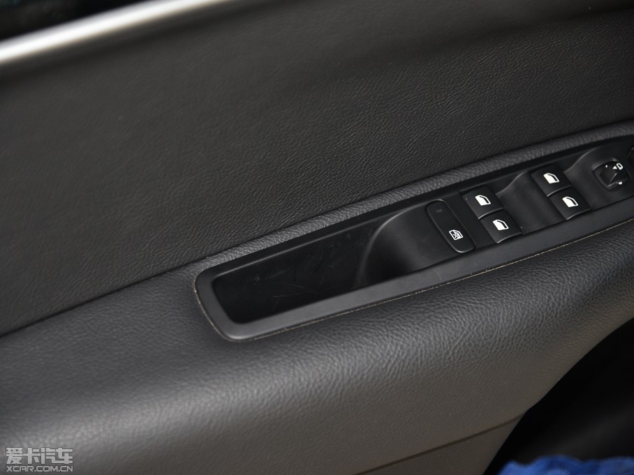 2014ѩFC4L  1.8L քӄ