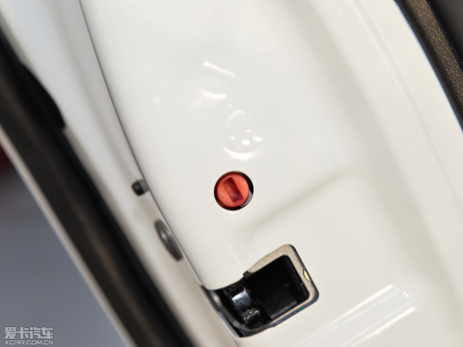 2014ѩFC4L (q) 1.8L քӄ