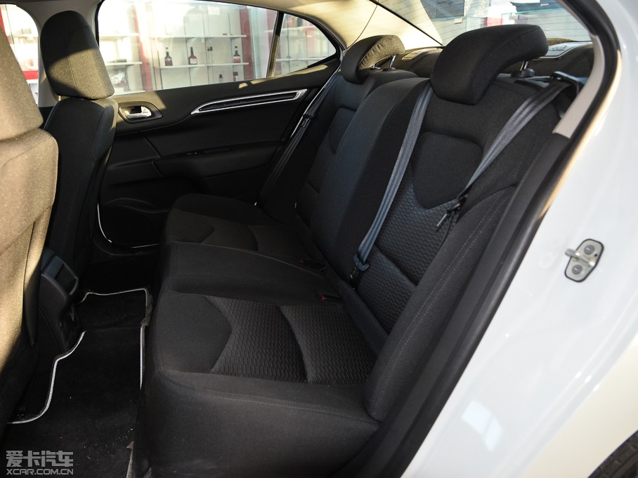 2014ѩFC4L  1.8L քӄ