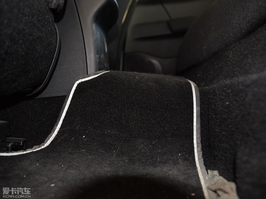 2014ѩFC4L  1.8L քӄ