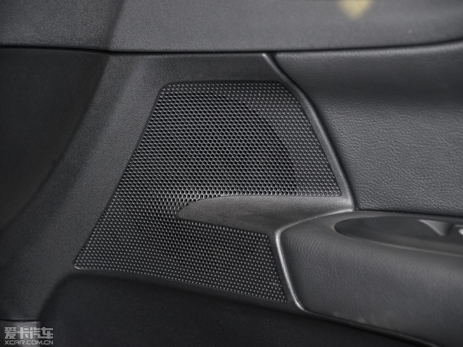 2014ѩFC4L  1.8L քӄ