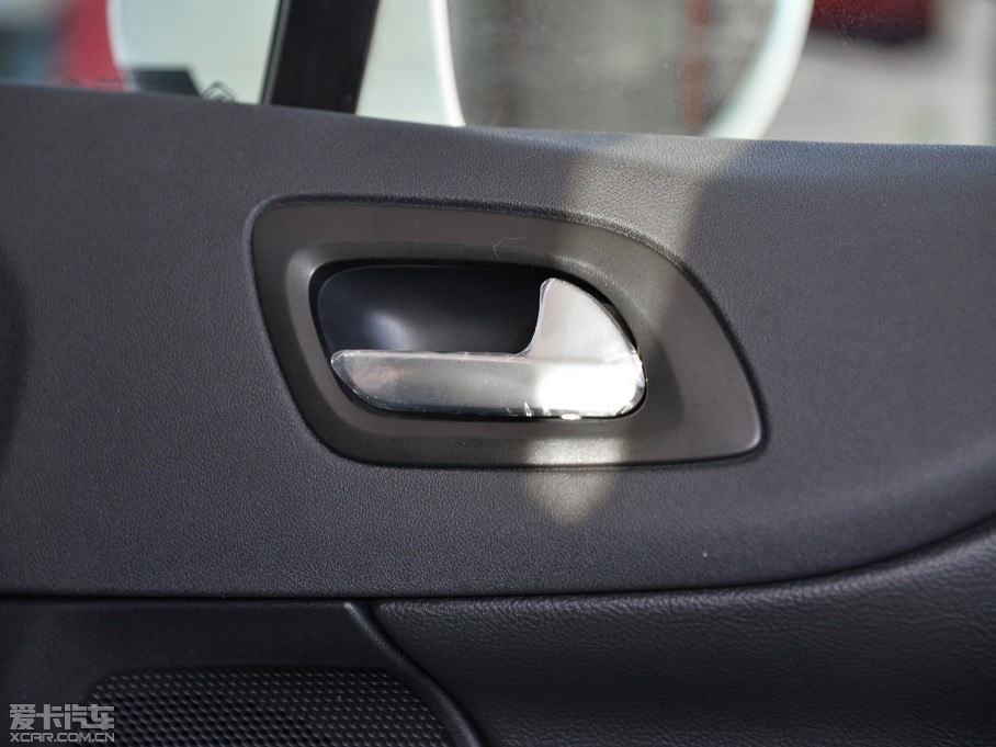 2014ѩFC4L  1.8L քӄ