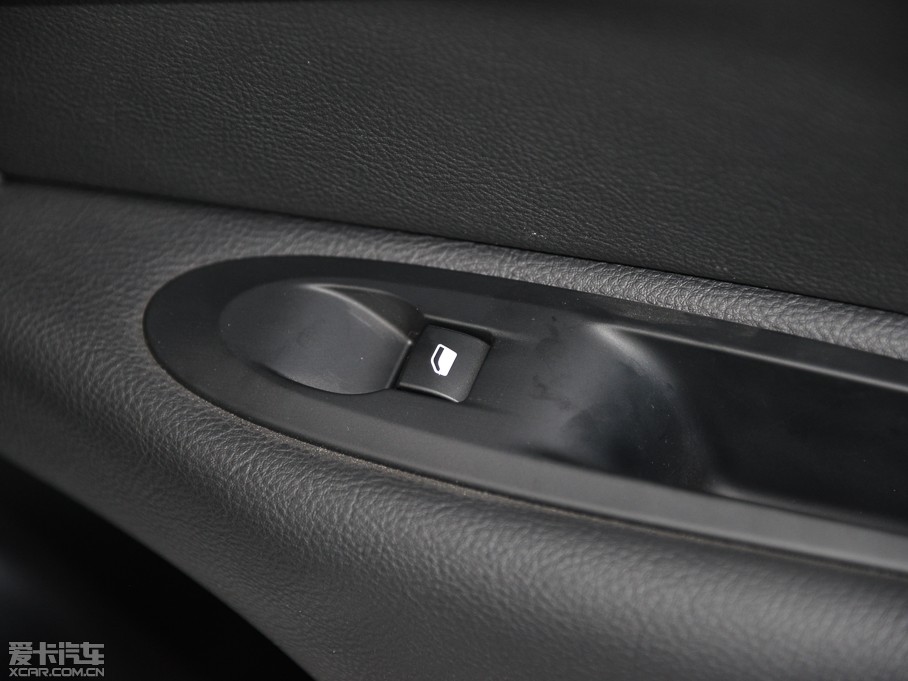 2014ѩFC4L  1.8L քӄ