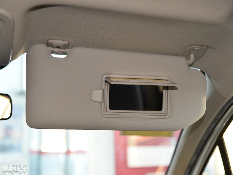 2014ѩFC4L  1.8L քӄ