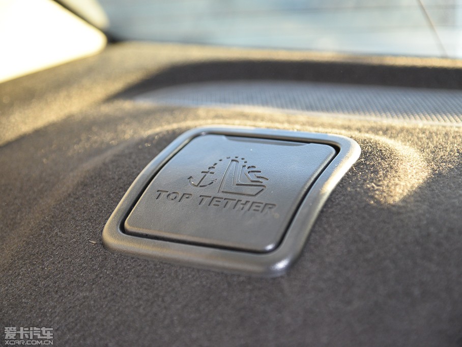 2014ѩFC4L  1.8L քӄ