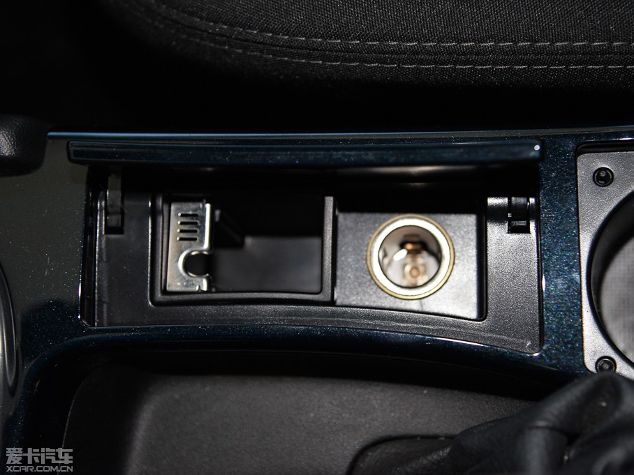 2014ѩFC4L  1.8L քӄ