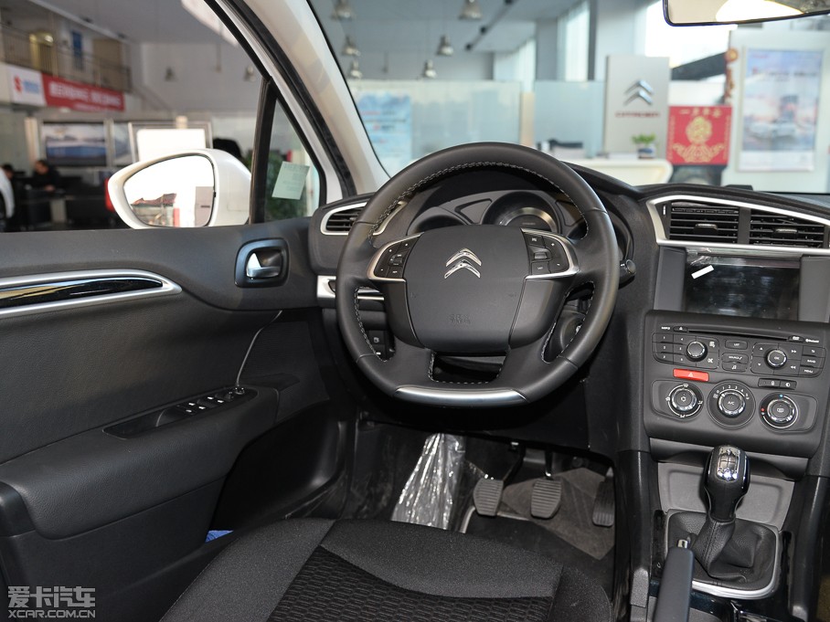 2014ѩFC4L  1.8L քӄ