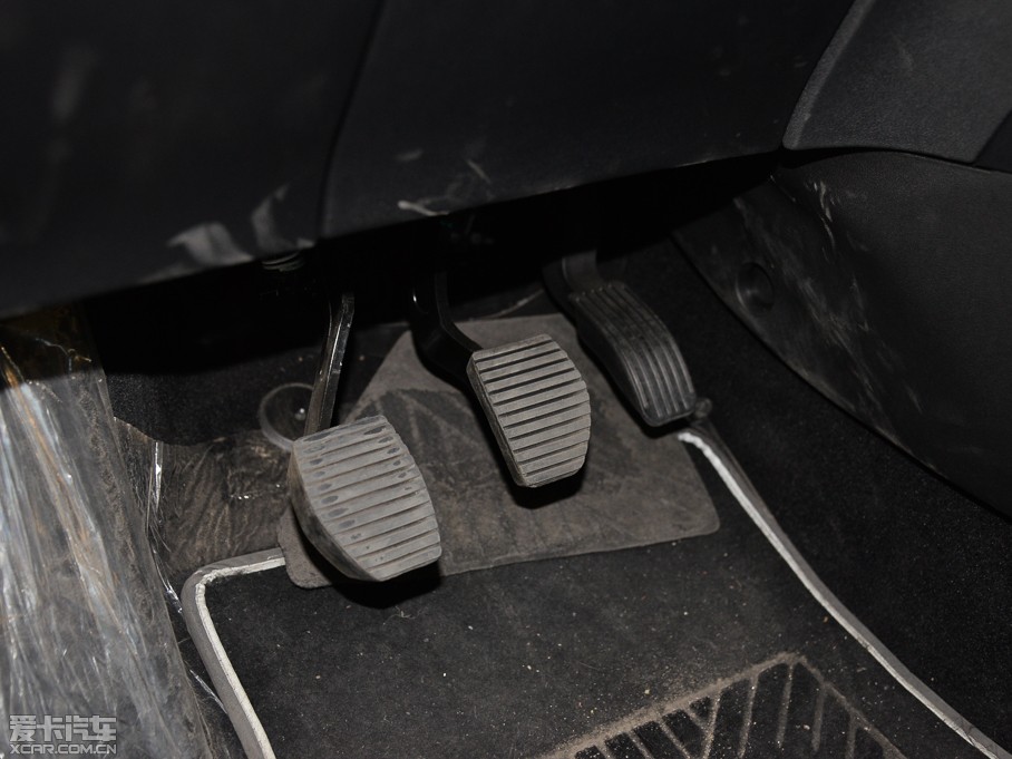 2014ѩFC4L  1.8L քӄ