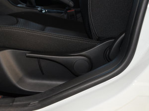 2014款智驱版 1.8L 手动劲享型 主驾驶座椅调节
