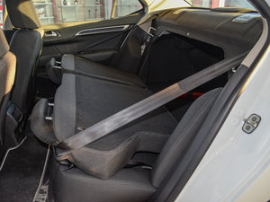 2014款智驱版 1.8L 手动劲享型 后排座椅放倒