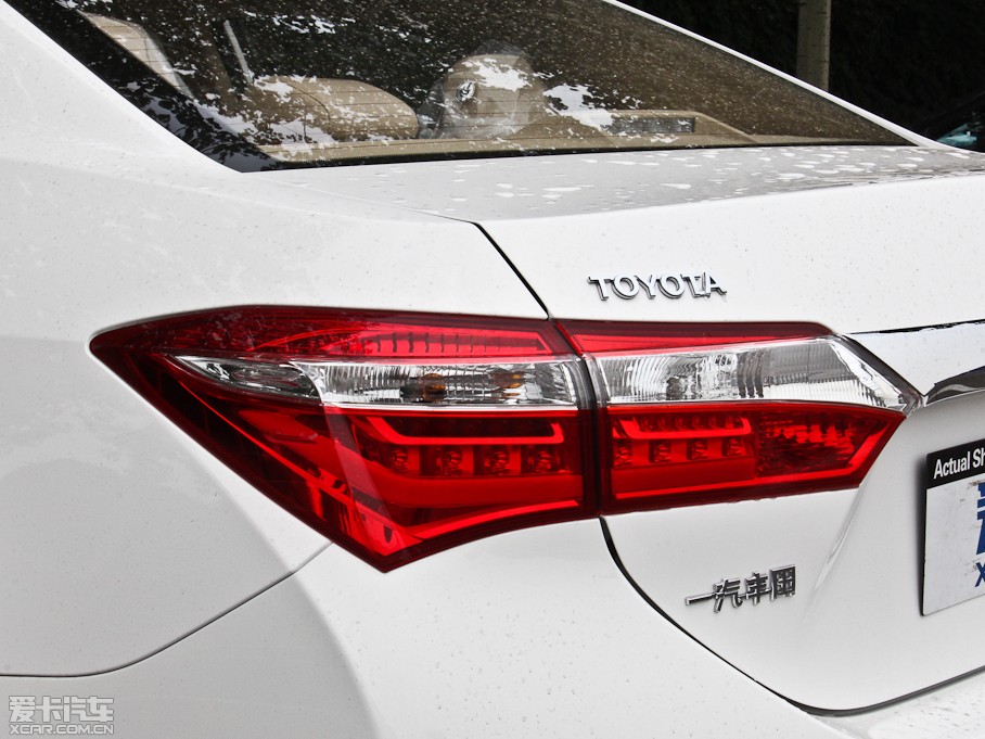 2014_ 1.6L CVT GL-iƤ