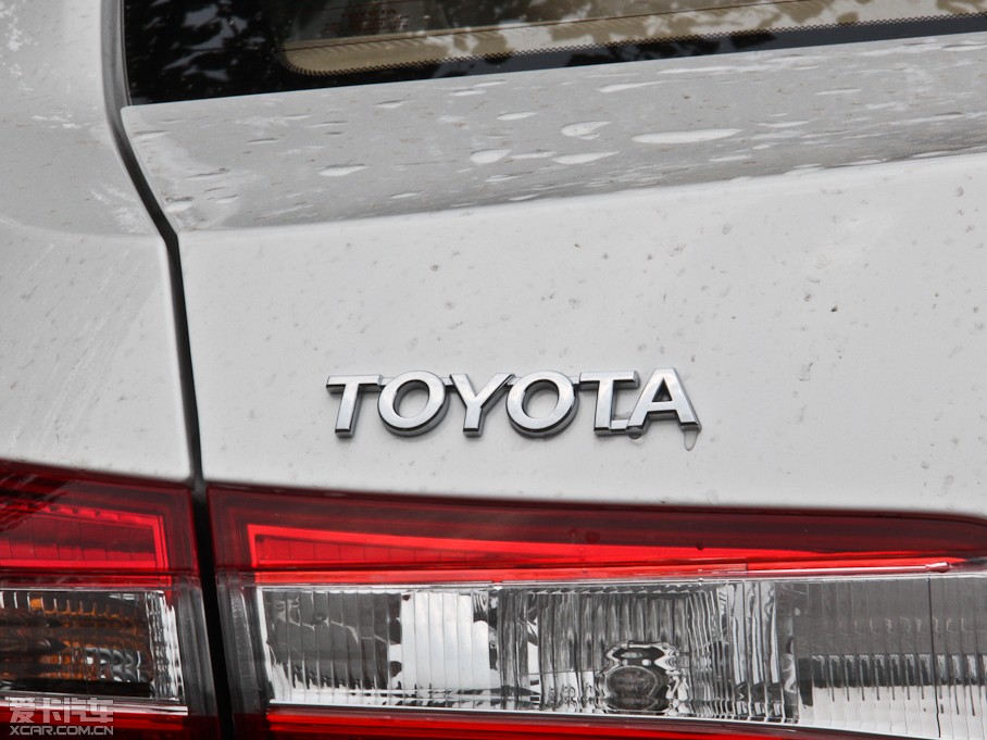 2014_ 1.6L CVT GL-iƤ