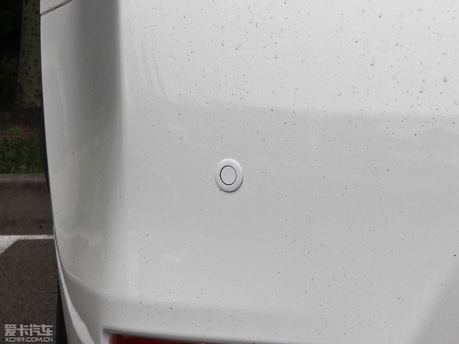 2014_ 1.6L CVT GL-iƤ