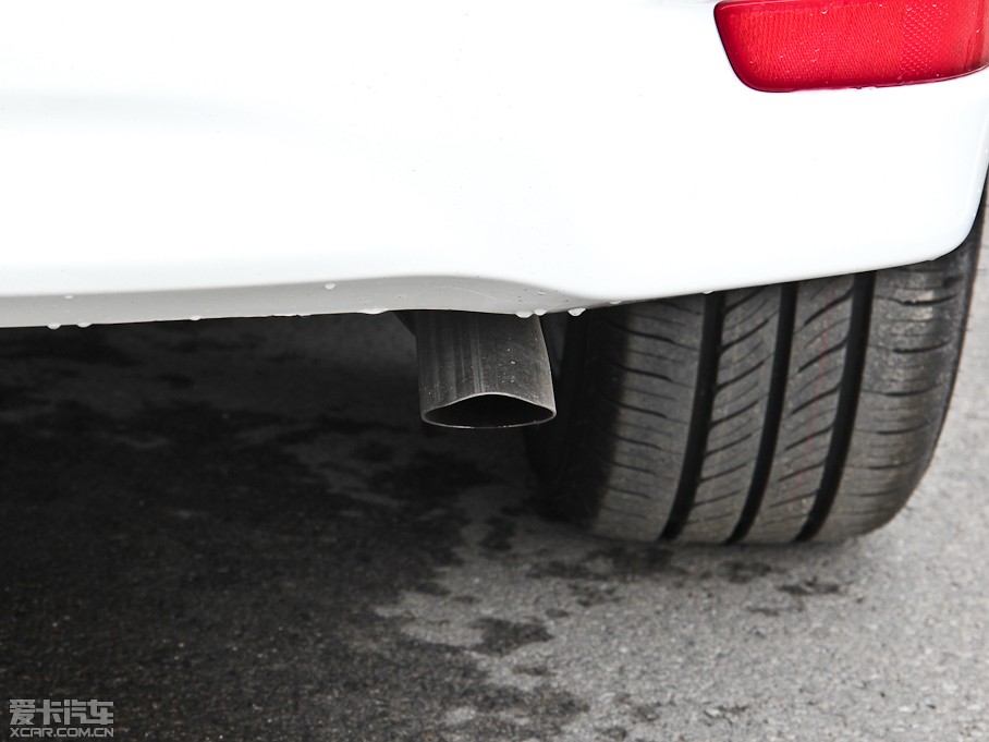 2014_ 1.6L CVT GL-iƤ