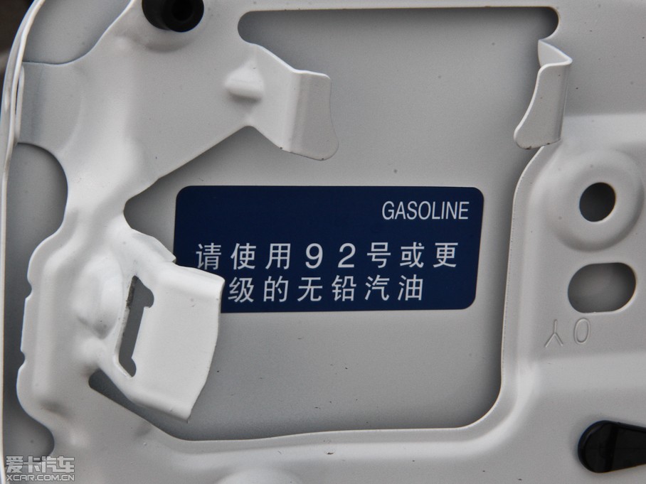 2014_ 1.6L CVT GL-iƤ