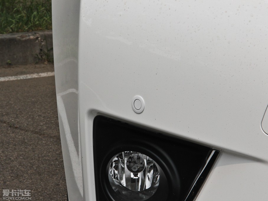 2014_ 1.6L CVT GL-iƤ