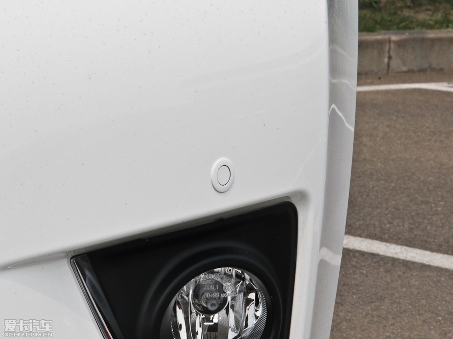 2014_ 1.6L CVT GL-iƤ