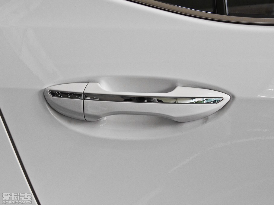 2014_ 1.6L CVT GLX-i