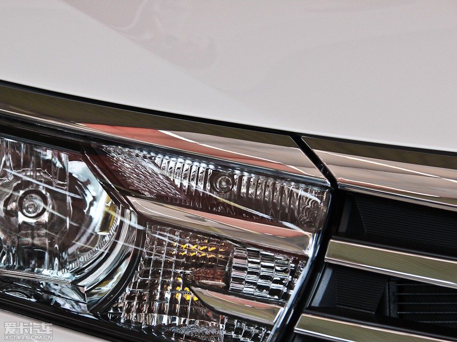 2014_ 1.6L CVT GLX-i